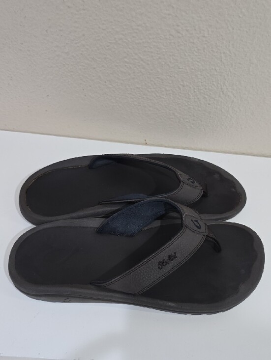 OluKai \'Ohana Men\'s Brown Flip-Flop with Navy Accents main image 5